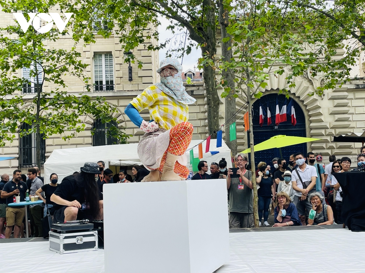 Vietnamese Food Festival in the Heart of Paris for the First Time
