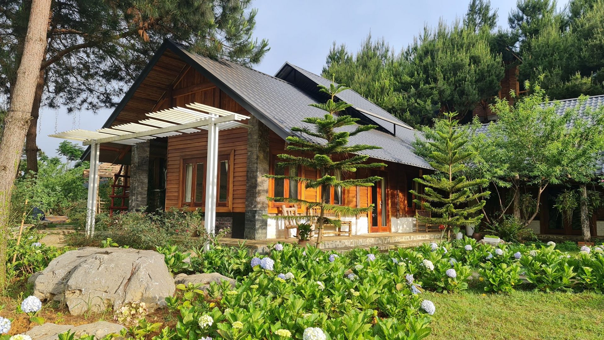 Top 3 places in Moc Chau to beat the summer heat