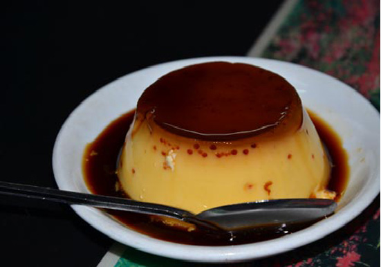 Tao pho (soybean curd), rustic dish of Vietnamese on summer days