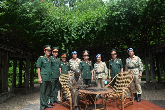 UN Peacekeepers stationed in South Sudan pay tribute to President Ho Chi Minh