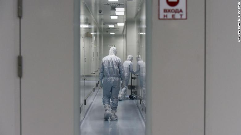 russia to give its covid 19 vaccine volunteers this week