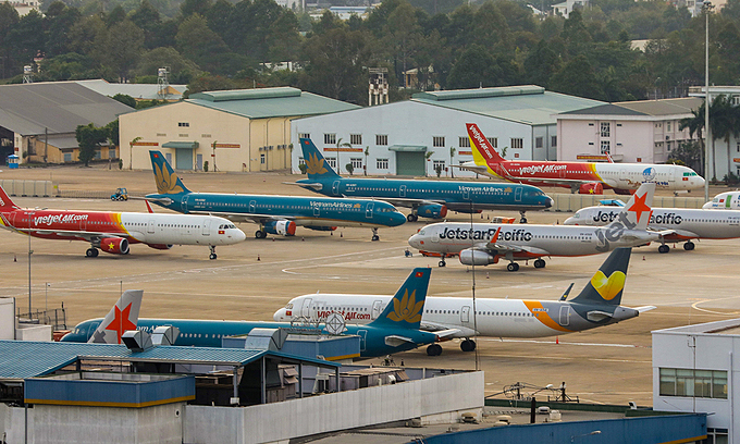 Vietnam officially resumes six international flights