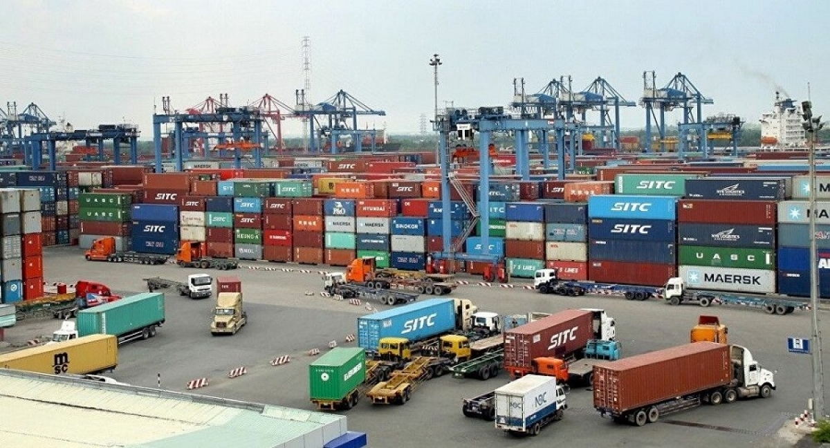 vietnam witnesses record trade surplus in first eight months of 2020