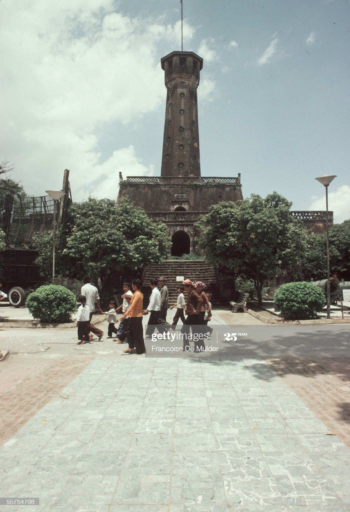 Rustic life of Hanoi in 1989 through French journalist’s lens