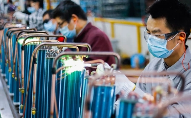 vietnamese gdp increases 212 in nine months
