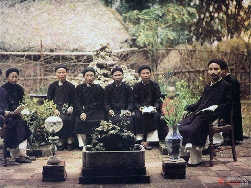 Invaluable color photos of Vietnamese life 100 years ago
