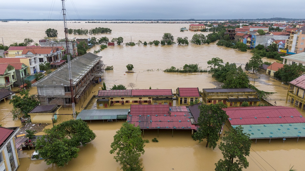 wb natural disasters can sweep away billions of dollars vietnams economic growth