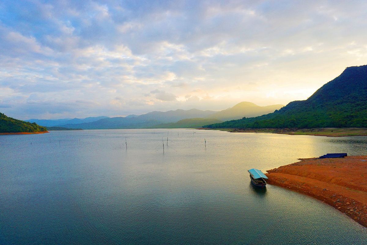 Immersing in the serene beauty of Nui Mot Lake