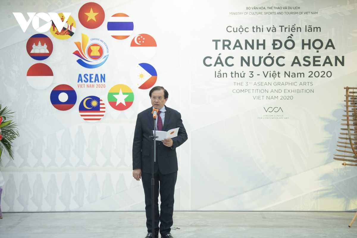 Third ASEAN Graphic Arts Competition and Exhibition ongoing in Hanoi