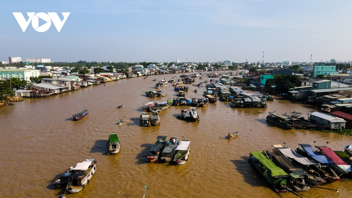 Cai Rang floating market, a highlight of Vietnam’s Mekong Delta Cai Rang floating market, a highlight of Vietnam’s Mekong Delta