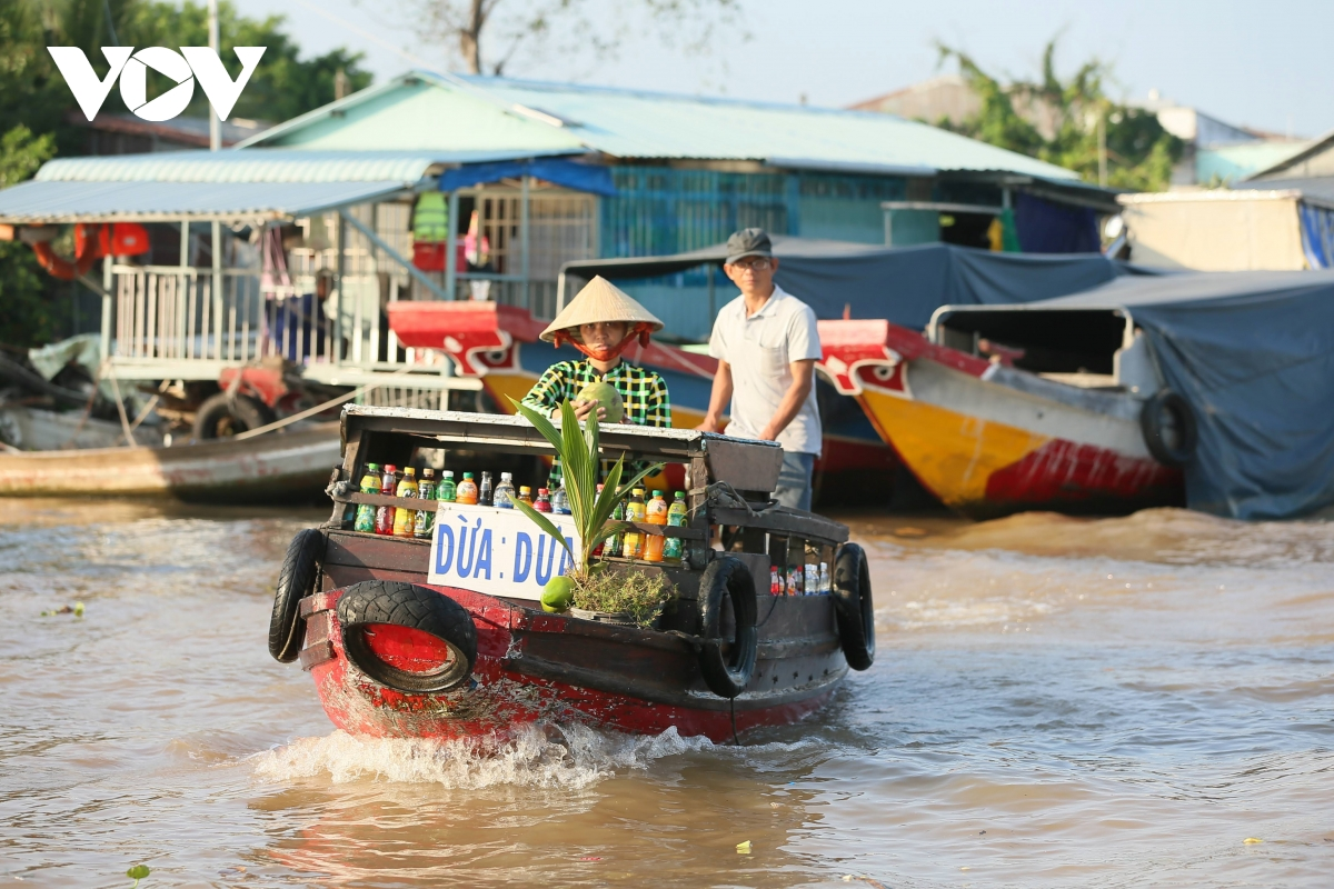 Cai Rang floating market, a highlight of Vietnam’s Mekong Delta Cai Rang floating market, a highlight of Vietnam’s Mekong Delta