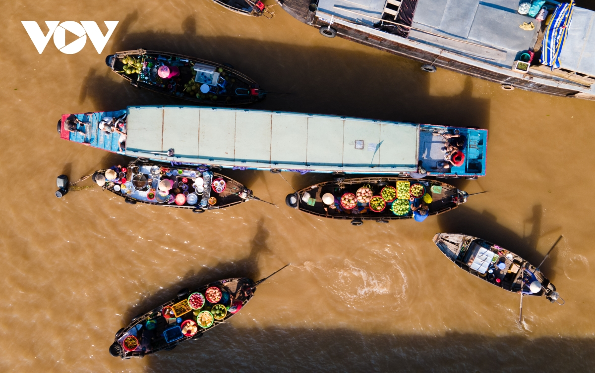 Cai Rang floating market, a highlight of Vietnam’s Mekong Delta Cai Rang floating market, a highlight of Vietnam’s Mekong Delta