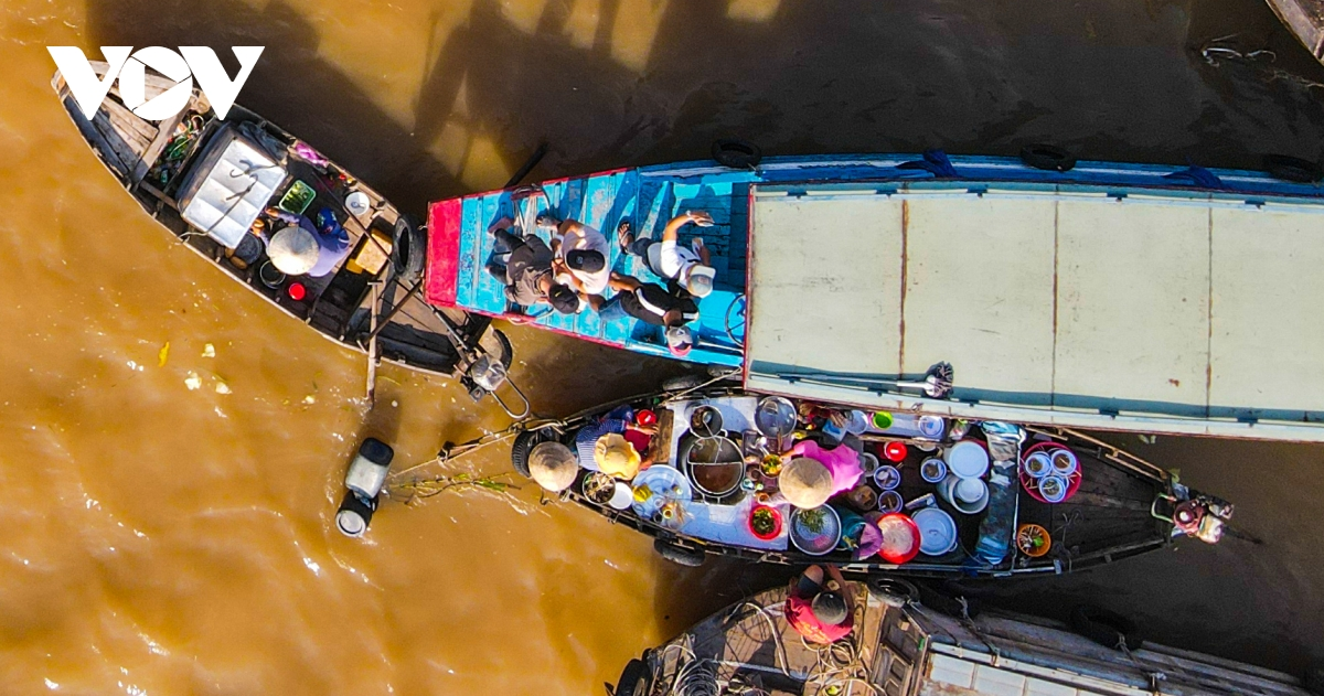 Cai Rang floating market, a highlight of Vietnam’s Mekong Delta Cai Rang floating market, a highlight of Vietnam’s Mekong Delta