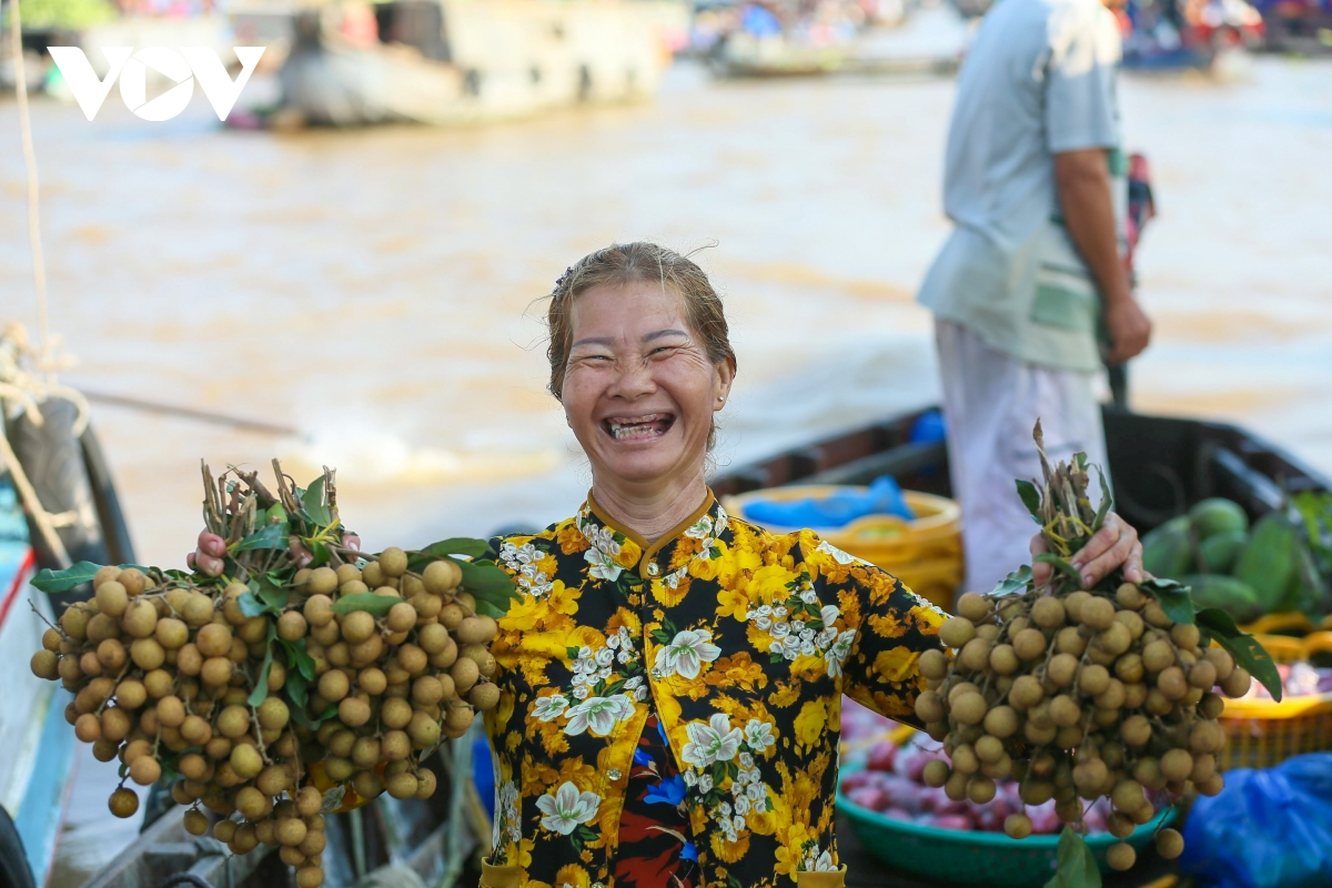 Cai Rang floating market, a highlight of Vietnam’s Mekong Delta Cai Rang floating market, a highlight of Vietnam’s Mekong Delta