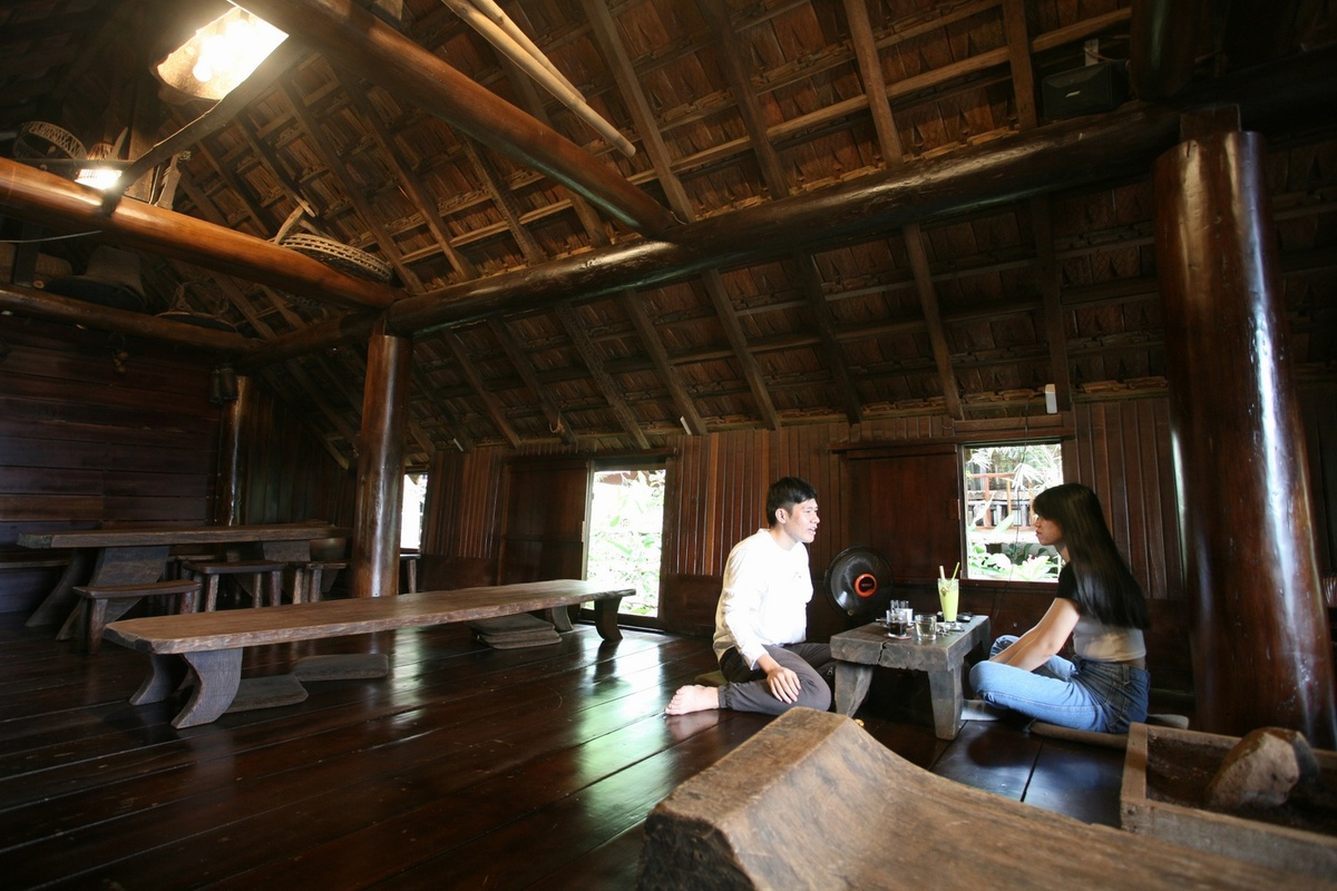 Coffee shop in the Central Highlands traditional longhouses
