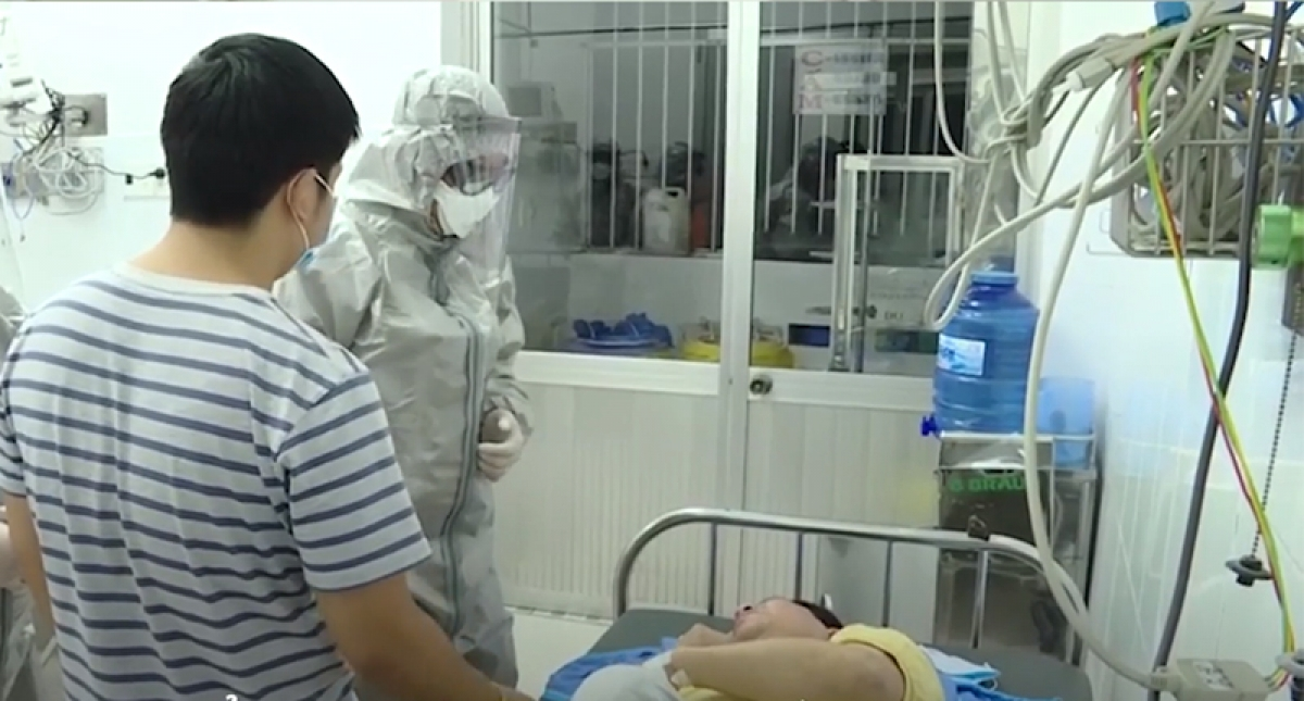 Unforgettable photos of one year-long fight against Covid-19 in Vietnam