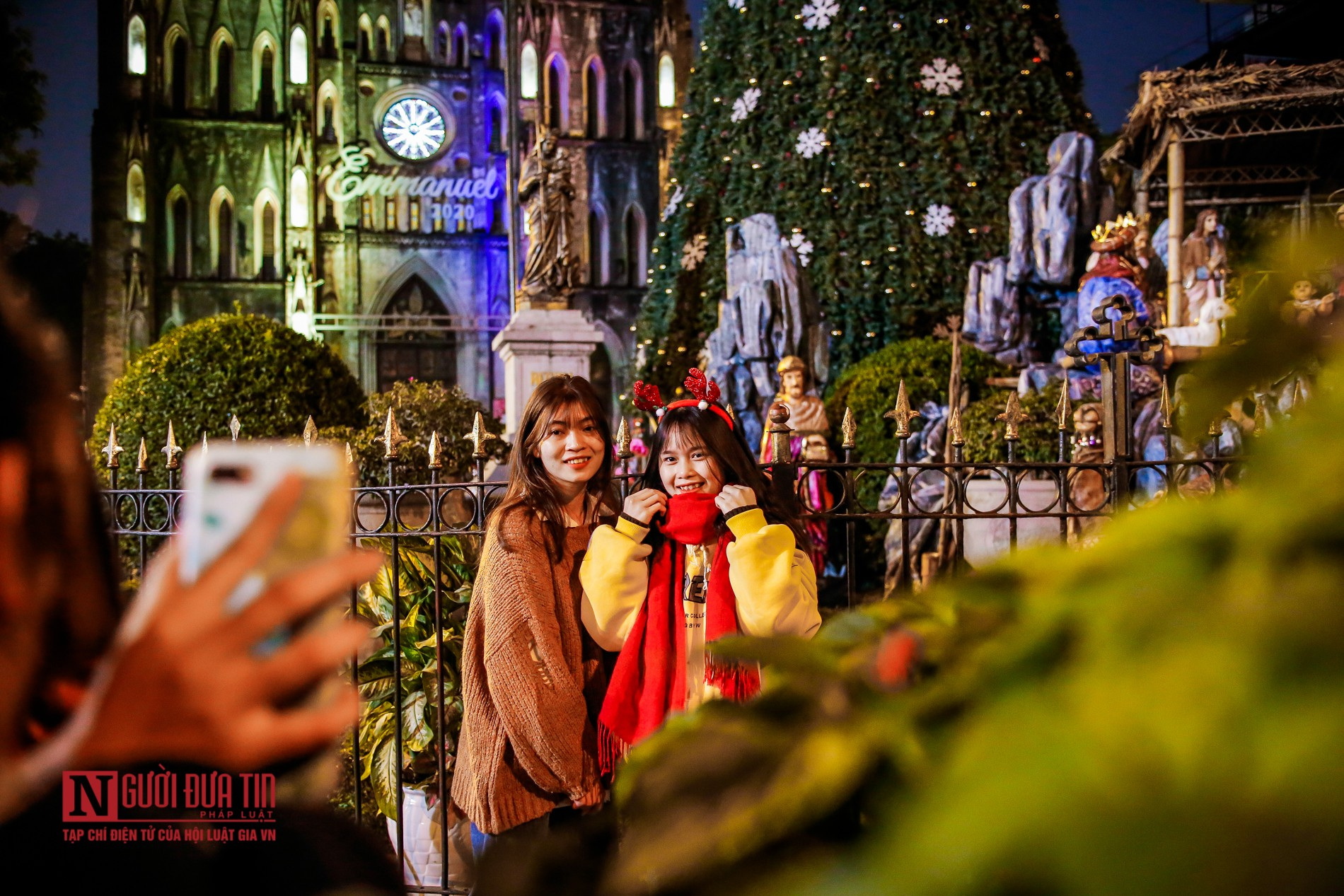 In photos: Churches in Hanoi splendidly decorated for Christmas