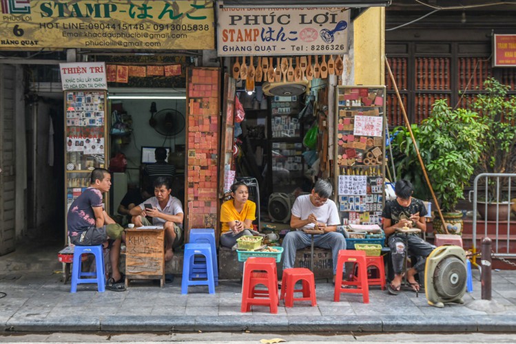 Eight interesting things to experience around Hanoi