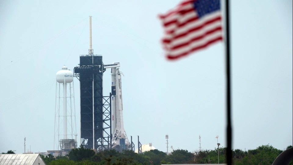 spacex successfully launched 60 starlink satellites into orbit