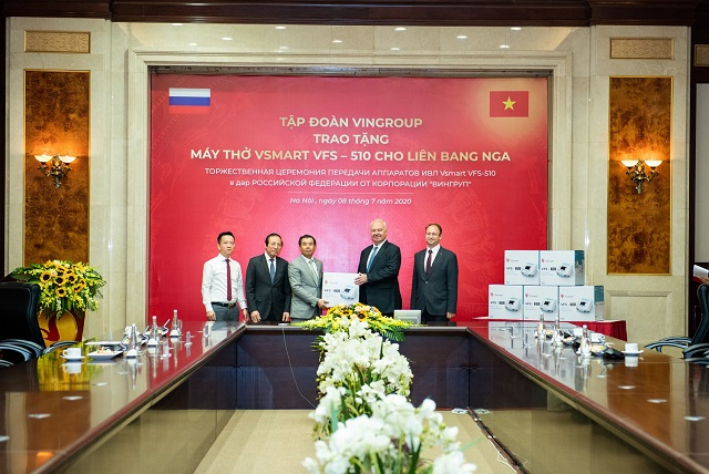 vietnams private sector supports battle against covid 19