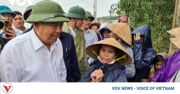 Government distributes emergency aid to flood hit localities