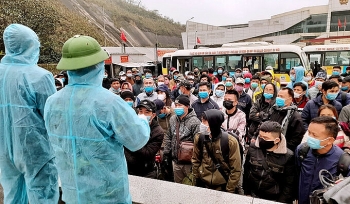 thousands of overseas vietnamese repatriate for early pre tet quarantine
