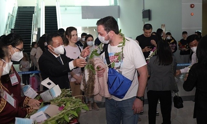 Billionaires Among Lao Tourists Visiting Phu Quoc to Celebrate New Year