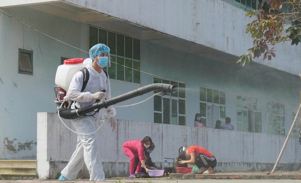 Hai Duong's third field hospital established at 'lightning speed'