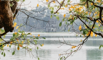 Gorgeous Hanoi in deciduous season
