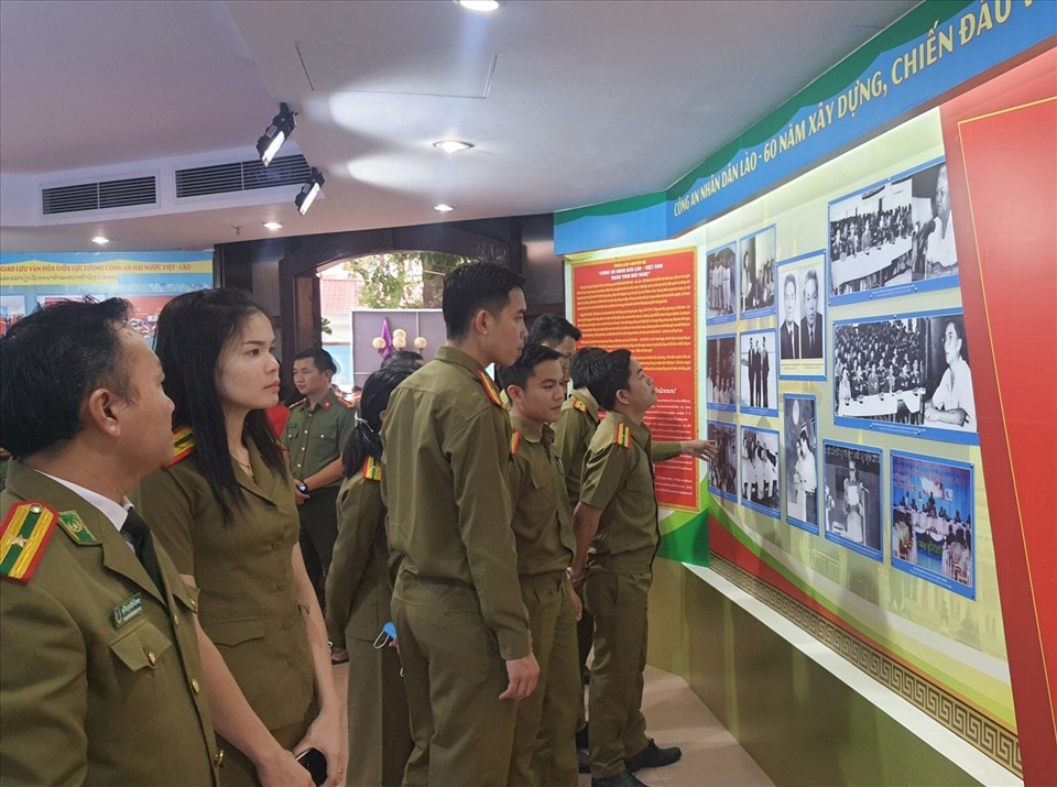 Lao - Vietnam People's Public Security: Attachment and Gratitute