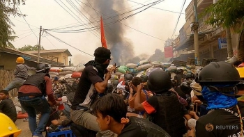world breaking news today march 30 us suspends all trade engagement with myanmar