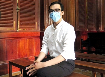 vietnam airlines covid 19 spreader receives two year probation