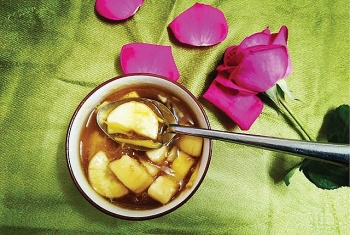 Cassava sweet soup, the perfect dessert to warm up cold winter days