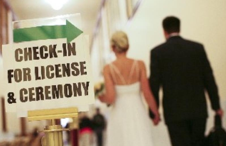 vietnamese couples encouraged to put off wedding over covid 19 concerns