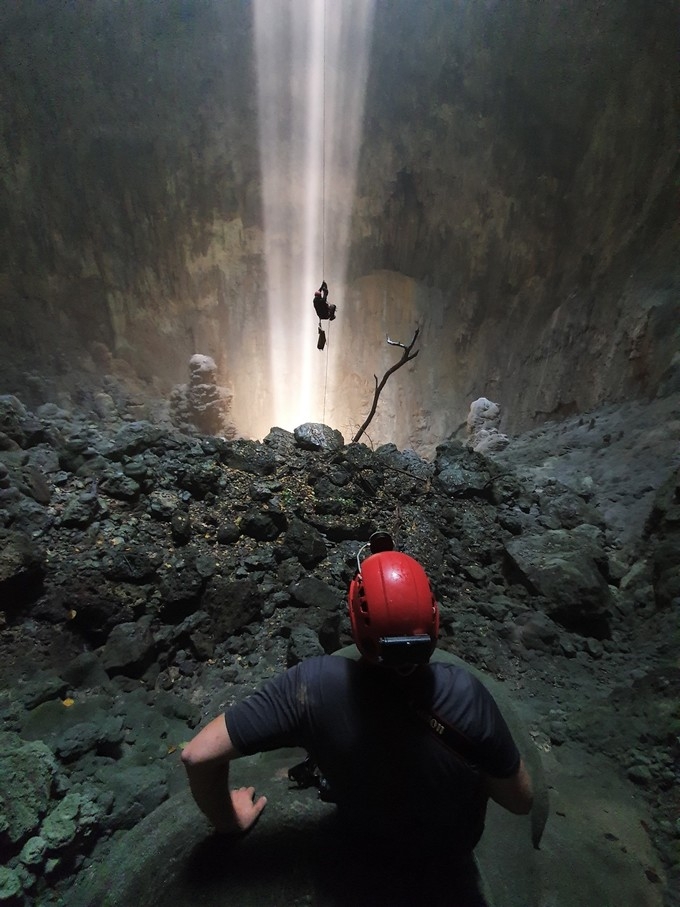 12 new incredible caves discovered in quang binh