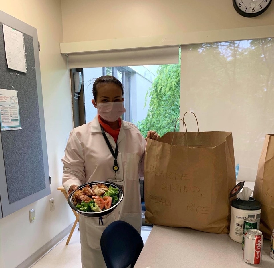 american doctors thank vietnamese restaurants for donating meals