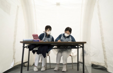 Coronavirus live update: Vietnam goes three straight days without new infection