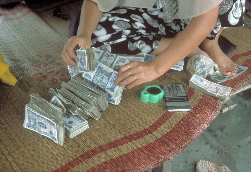 hustle life in quang ninh late 20th century
