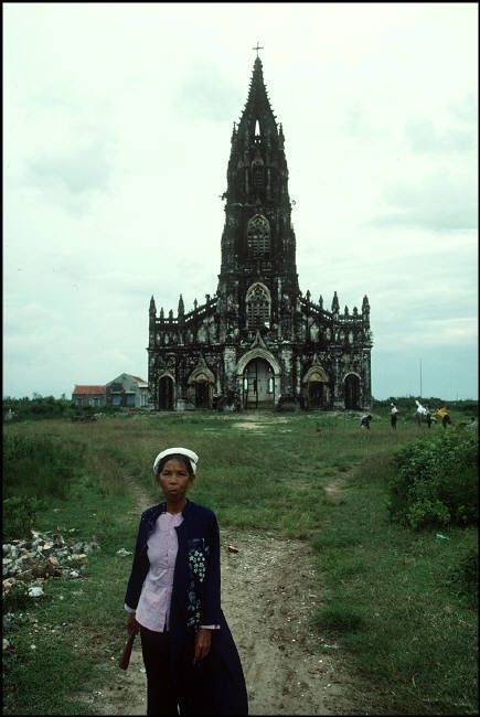 hustle life in quang ninh late 20th century