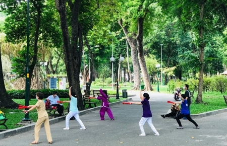 Vietnam's two biggest cities regain composure as social distancing eased