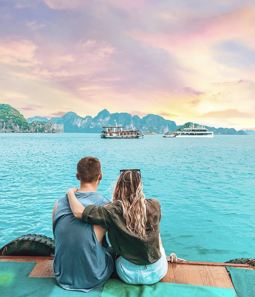 mesmerizing bays in vietnam to draw tourists