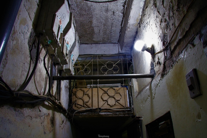 A peek into super narrow alleys in Hanoi Old Quarter A peek into super narrow alleys in Hanoi Old Quarter