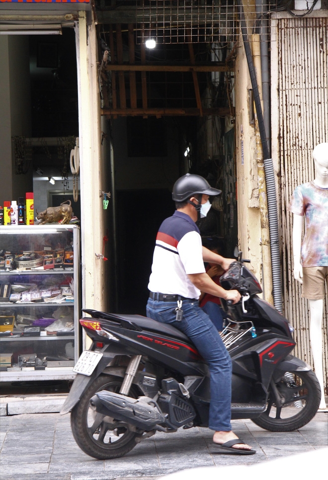 A peek into super narrow alleys in Hanoi Old Quarter A peek into super narrow alleys in Hanoi Old Quarter