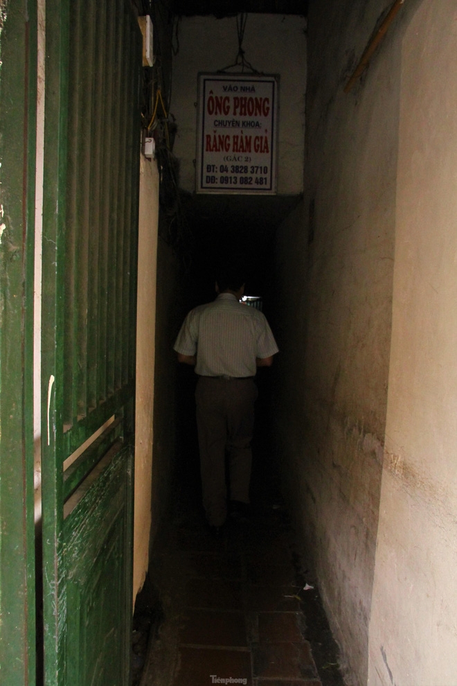 A peek into super narrow alleys in Hanoi Old Quarter A peek into super narrow alleys in Hanoi Old Quarter