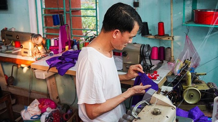 A special place men were born to make Ao Dai, Trach Xa village A special place men were born to make Ao Dai, Trach Xa village