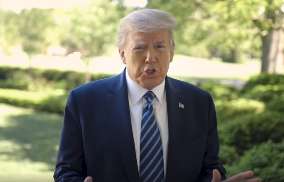 president trump amid media storm against his first reaction to 100000 deaths still focuses on make america great again