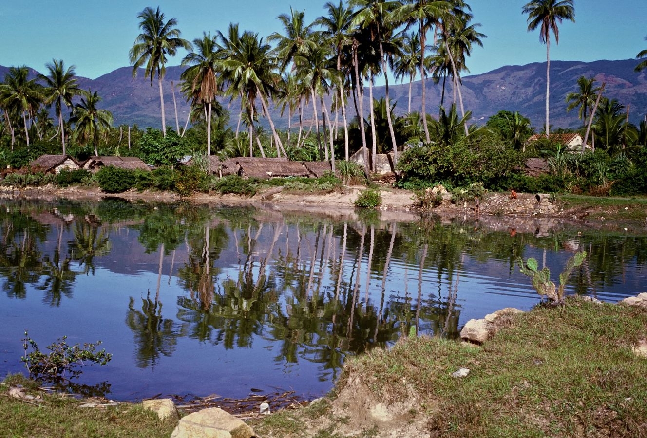 rare color photos of untouched gia lai kon tum in the 1970s