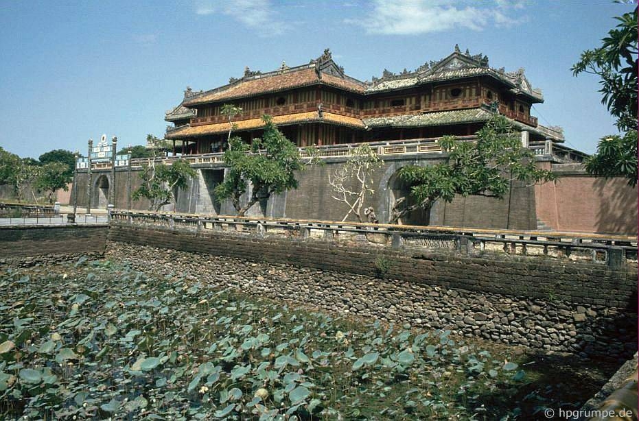 Rare photos of Hue’s daily life in early 1990s rare photos of hues daily life in early 1990s