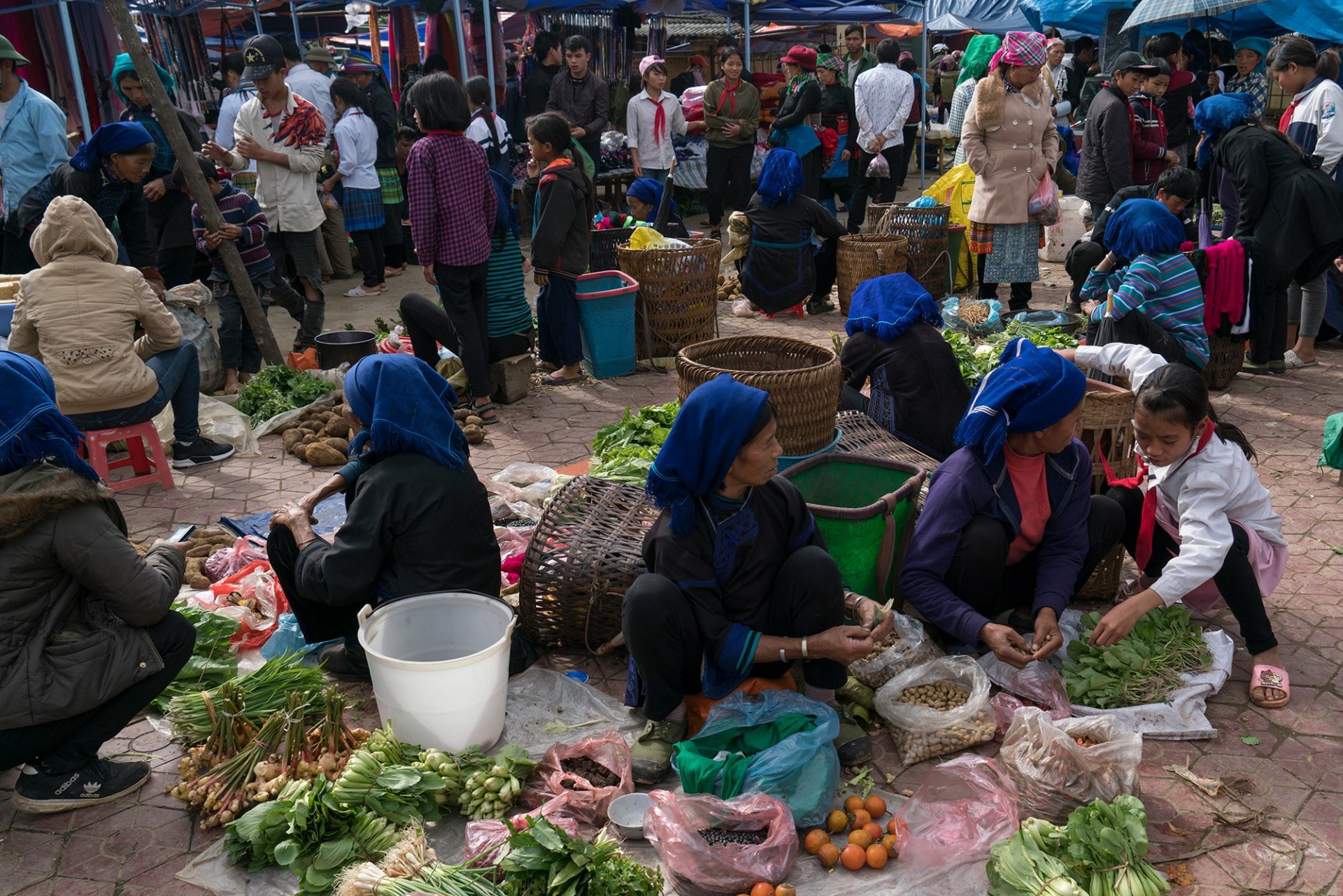 unique cultural features of ha nhi ethnic minority people