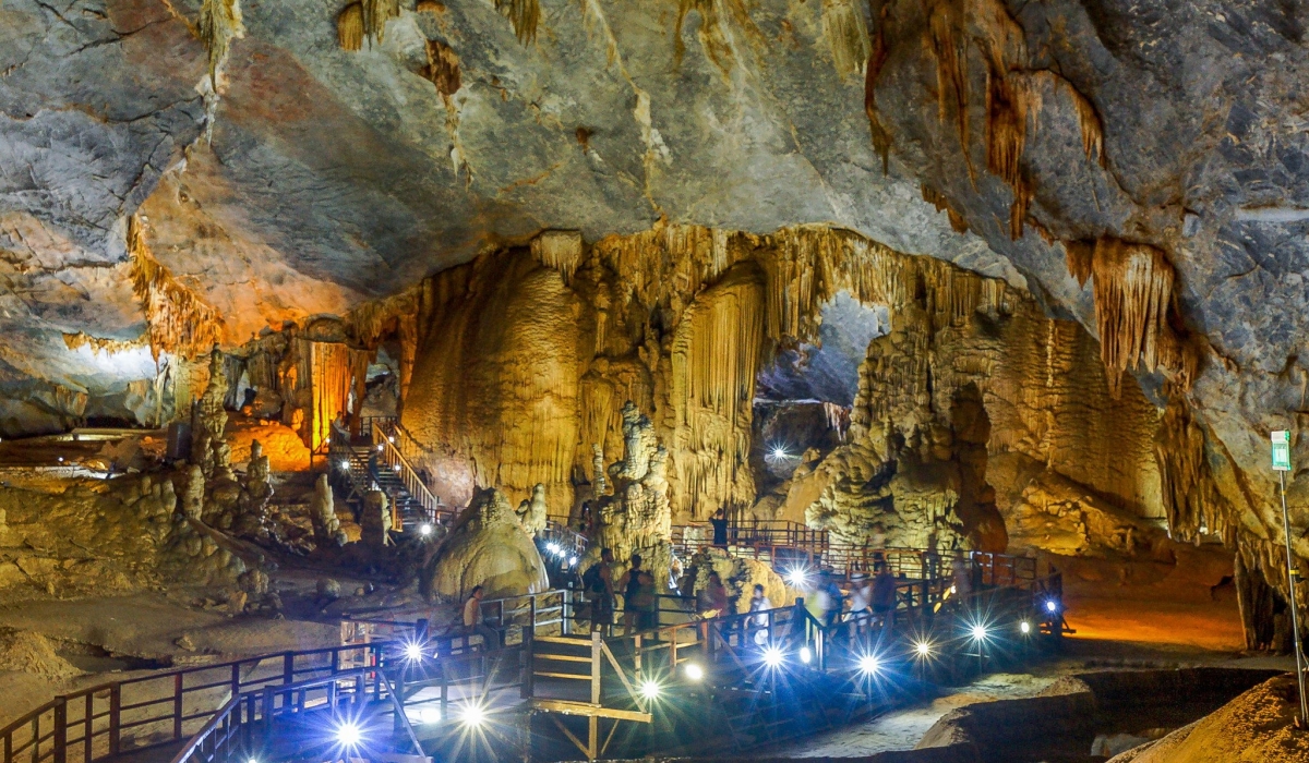 Discover the alluring attraction of Paradise Cave discover the alluring attraction of paradise cave